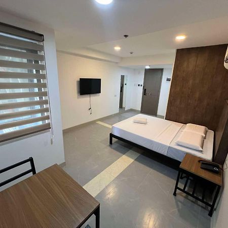 Maine City Residences Tramo Pasay Buitenkant foto