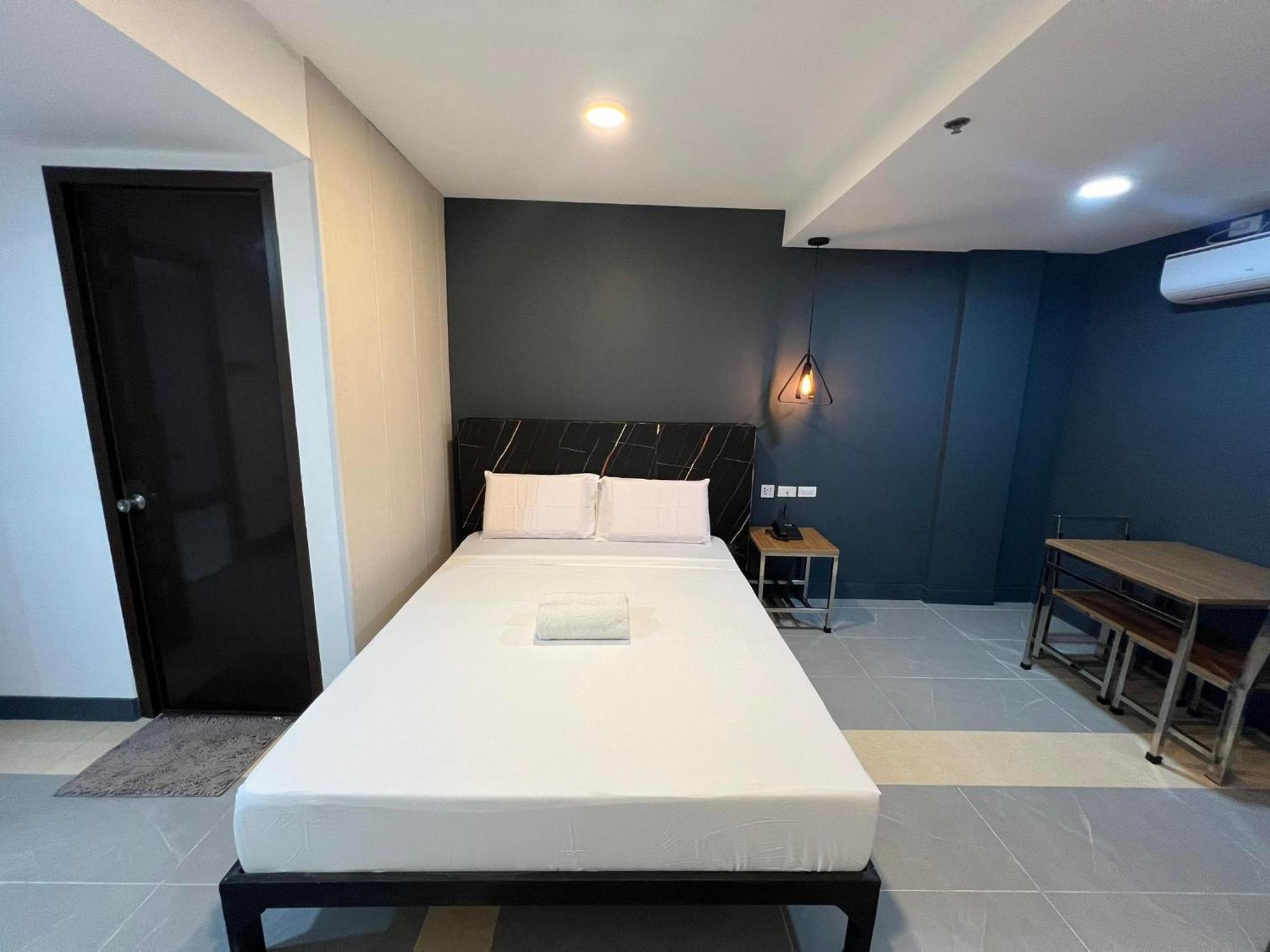 Maine City Residences Tramo Pasay Buitenkant foto