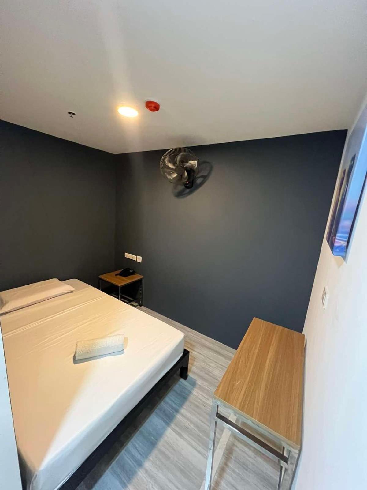Maine City Residences Tramo Pasay Buitenkant foto